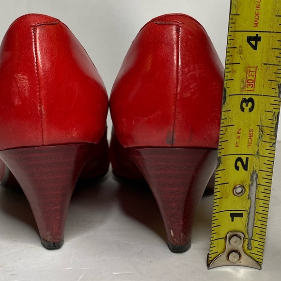Vintage red leather made in Italy pumps - Picture 5 of 7